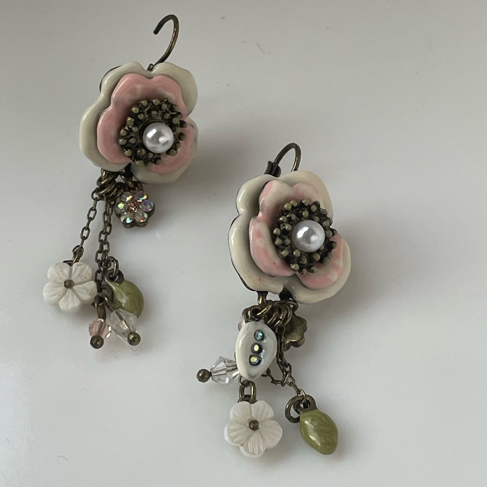 Vintage Inspired Floral Multiple Charm Drop Earrings